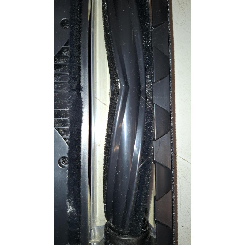 Втора ръка: Акумулаторна прахосмукачка Oliver Voltz OV51001Q, 250W, Li-ion 2200 mAh, 3 скорости, 0.6 l, 25 kPa, Сензорен екран, Черен