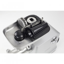 Месомелачка Caso FW 2000, 2000 W, 2 скорости, Обратен ход, 2.5 кг/мин, Аксесоари, Неръждаема стомана, Бял