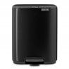 Кош за боклук Brabantia Bo Pedal 1010137, 7 л, Плавно затваряне, Гумирана основа, Черен мат