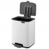 Кош за боклук Brabantia Bo Pedal 1010118, 7 л, Плавно затваряне, Гумирана основа, Бял