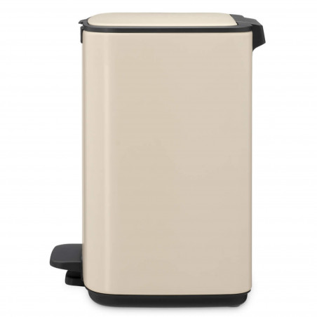 Кош за боклук Brabantia Bo Pedal 1010077, 7 л, Плавно затваряне, Гумирана основа, Бежов