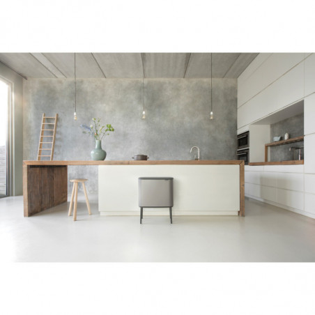 Кош за боклук Brabantia Bo Touch 651105, 36 л, Плавно и безшумно отваряне, Голям отвор, Сив