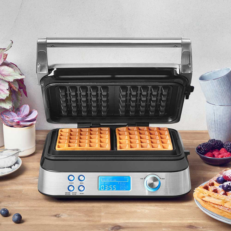 Гофретник Gastroback Advanced Control, 1600W, 220 мл, 7 степени на изпичане, Двойни нагреватели, Дълбоки плочи, Таймер, Защита от преливане, Сребрист