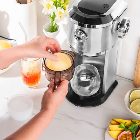 Машина за ледени десерти Gastroback Slushy & Ice Cream, 35W, 200 мл, Фино/грубо, 4 форми, Инокс