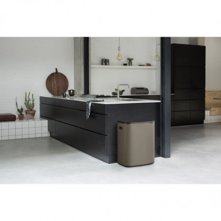 Кош за боклук Brabantia Bo Touch 1001271, 2x30 л, Плавно и безшумно отваряне, Голям отвор, Тъмносив
