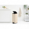 Кош за боклук Brabantia Bo Pedal 1010124, 30 л, Леко затваряне, Противоплъзгаща основа, Бежов