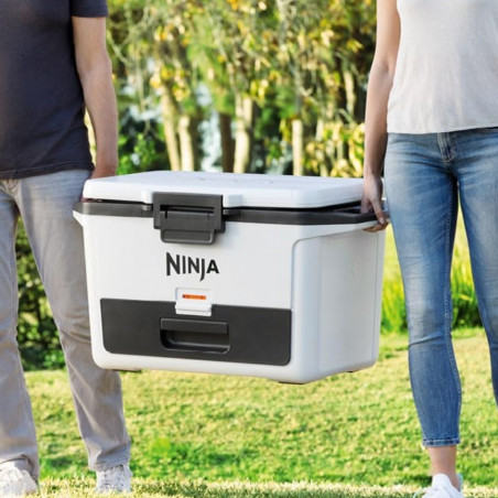 Хладилна кутия Ninja FrostVault FB151EUWH, 47 л, Пасивна, 80 кена, Поддържа лед до 6 дни, Сухо отделение, Бял