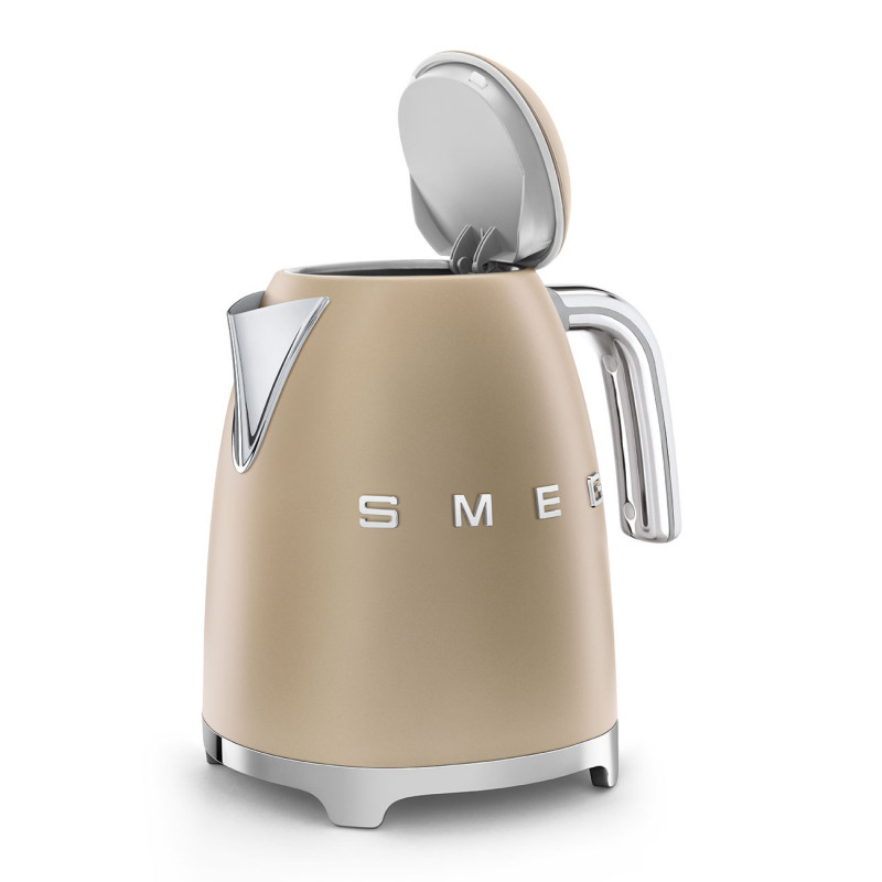 Електрическа кана SMEG KLF03CHMEU, 2400 W, 1.7 л, 360° основа, Матово покритие, Шампанско