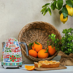 Електрическа кана SMEG Dolce & Gabbana KLF03DGEU, 2400 W, 1.7 л, 360° основа, Гланцово покритие, Многоцветен