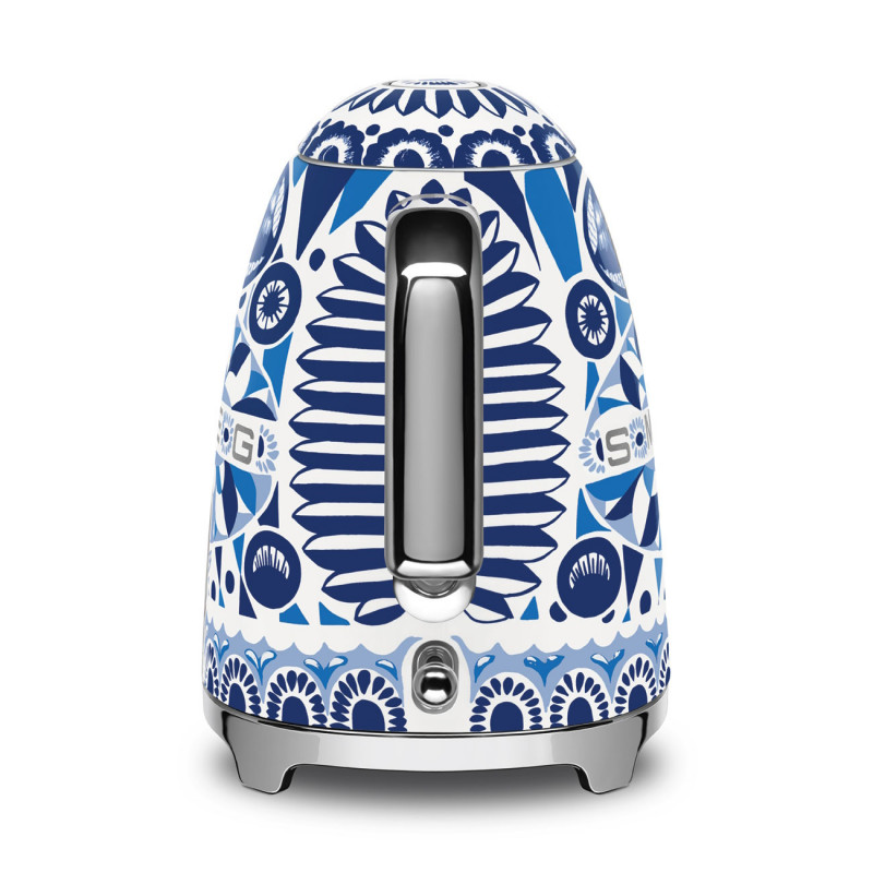Електрическа кана SMEG Dolce & Gabbana KLF03DGBEU, 2400 W, 1.7 л, 360° основа, Гланцово покритие, Средиземноморско синьо