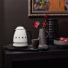 Електрическа кана SMEG Porsche KLF03PCWEU, 2400 W, 1.7 л, 360° основа, Гланцово покритие, Бял