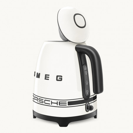 Електрическа кана SMEG Porsche KLF03PCWEU, 2400 W, 1.7 л, 360° основа, Гланцово покритие, Бял