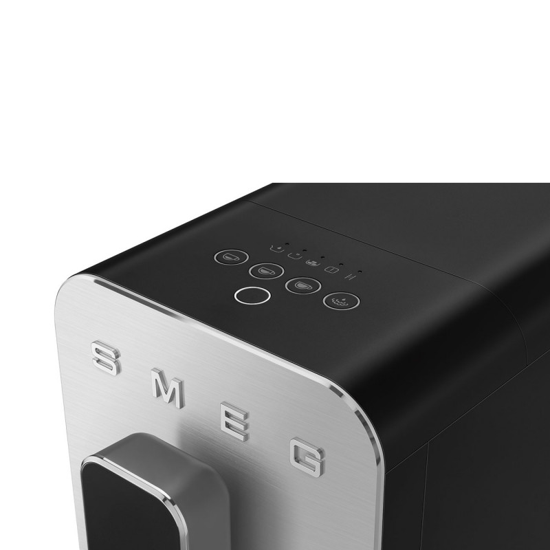 Еспресо машина SMEG Collezione BCC12BLMEU, 1350 W, 19 bar, 1.4 л, 8 функции, Вградена мелачка, Дюза за пара, Черен