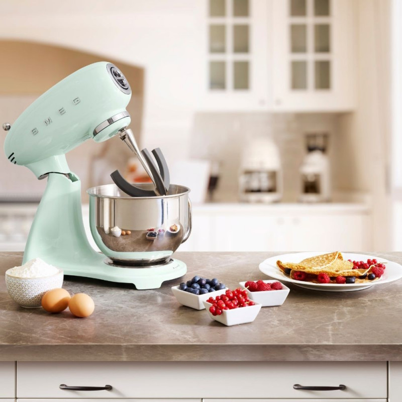 Планетарен миксер SMEG SMF03PGEU, 800 W, 4.8 л, 10 скорости, Функция за плавен старт, Крачета против хлъзгане, Пастелно зелен
