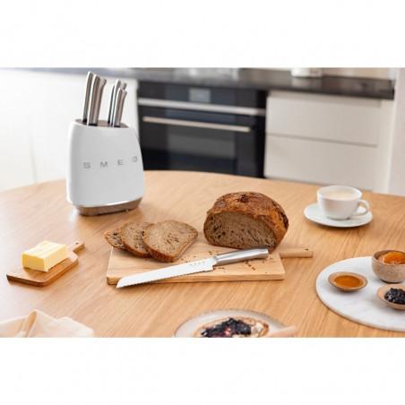 Комплект ножове със стойка SMEG KBSF02WH, 7 части, Слотове от акациево дърво, Немска неръждаема стомана, Бял