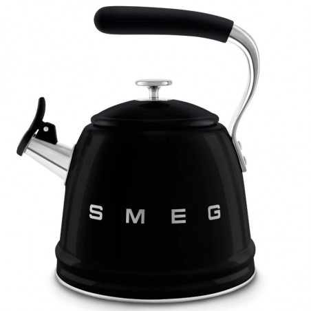 Свирещ чайник Smeg CKLW2001BL,  2.3 л, Индукция, Ненагряваща се дръжка, Стомана, Черен