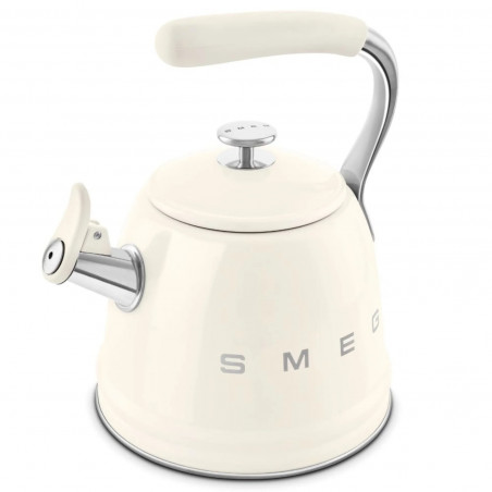 Свирещ чайник Smeg WKF01CR, 2.3 л, Индукция, Ненагряваща се дръжка, Стомана, Крем