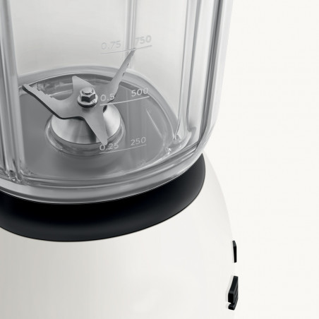 Блендер Smeg Porsche BLF03PCWEU, 800W, 1.5 л, 18000 об/мин, 4 програми, 4 скорости + Пулс, Неръждаема стомана, Бял