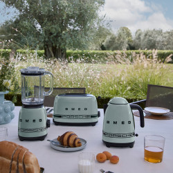 Блендер Smeg Porsche BLF03PSGEU, 800W, 1.5 л, 18000 об/мин, 4 програми, 4 скорости + Пулс, Неръждаема стомана, Зелен