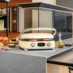 Многофункционален грил SMEG 50's Style MGF01CREU, 2100W, 60-230°C, 3 програми, Керамично покритие, Тава за отцеждане, Звуков сигнал, Таймер, Крем