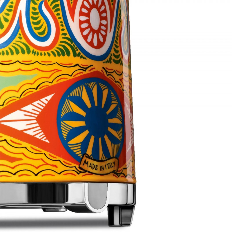 Сокоизстисквачка Smeg Dolce & Gabbana SJF01DGEU, 150W, 500 мл, Обратно въртене, Контейнер за отпадъци 1.6 л, Многоцветен
