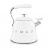 Свирещ чайник Smeg CKLW2001WH,  2.3 л, Индукция, Ненагряваща се дръжка, Стомана, Бял