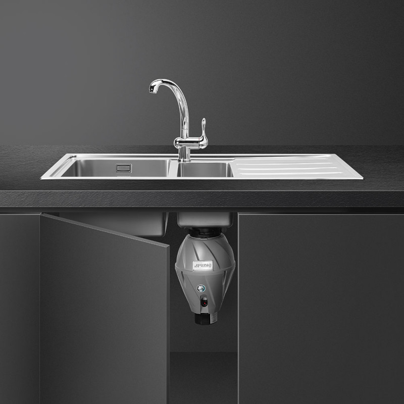 Мелница за хранителни отпадъци/Прасе Smeg KITFD075, 375 W, 0.75 HP, За мивки със сифон 9 см, Антикорозионна защита, Черен/Инокс
