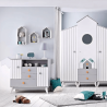 Детски скрин Carmen BIRD HOUSE 3575241, 2 рафта, 3 чекмеджета, 2 шкафа, Плавно затваряне, Бял/сив