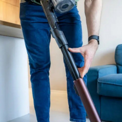 Преоценено: Вертикална прахосмукачка Dreame Essential V30 VVV17B, 880W, 30000 Pa, 90 мин, 0.6 л, HEPA H14, OmniX™ 2.0, Разпознаване на замърсявания, Сгъваема, Черен/бронз