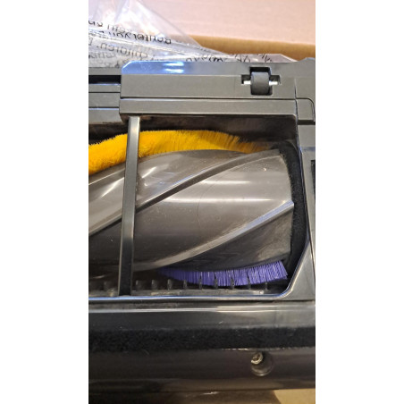Преоценено: Вертикална прахосмукачка Dreame Essential V30 VVV17B, 880W, 30000 Pa, 90 мин, 0.6 л, HEPA H14, OmniX™ 2.0, Разпознаване на замърсявания, Сгъваема, Черен/бронз