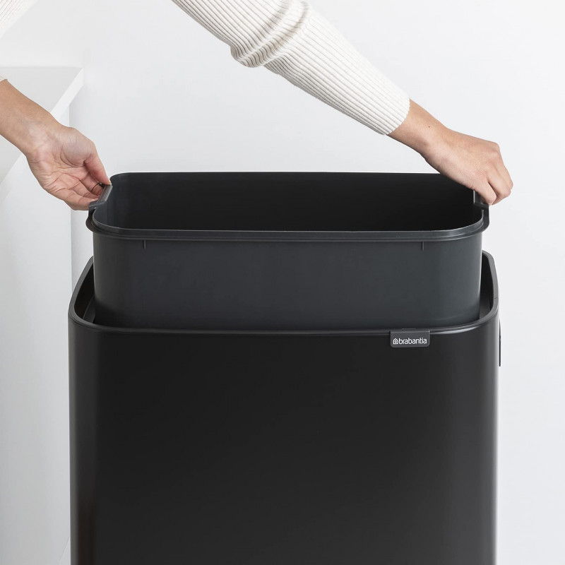 Преоценено: Кош за боклук Brabantia Bo Touch Hi 1001260, 60 л, Повдигнат, Плавно и безшумно отваряне, Черен мат