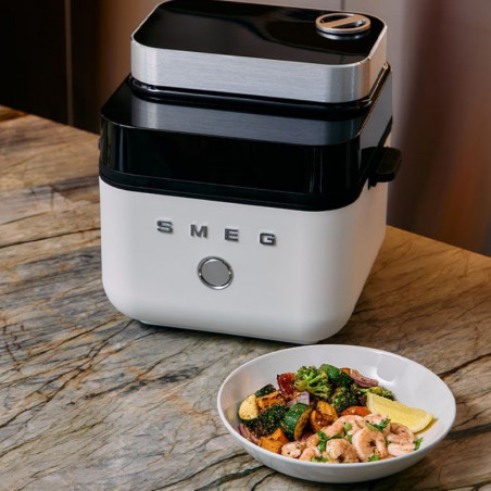 Фритюрник с горещ въздух Smeg Collezione AFC01WHMAU, 1450W, 7.3 л, 40-200°C, 7 програми, Двоен режим, Сензорно управление, Таймер, LED, Бял