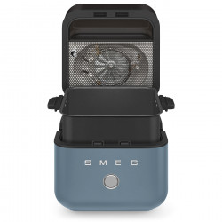 Фритюрник с горещ въздух Smeg Collezione AFC01SBMAU, 1450W, 7.3 л, 40-200°C, 7 програми, Двоен режим, Сензорно управление, Таймер, LED, Син