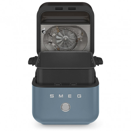 Фритюрник с горещ въздух Smeg Collezione AFC01SBMAU, 1450W, 7.3 л, 40-200°C, 7 програми, Двоен режим, Сензорно управление, Таймер, LED, Син
